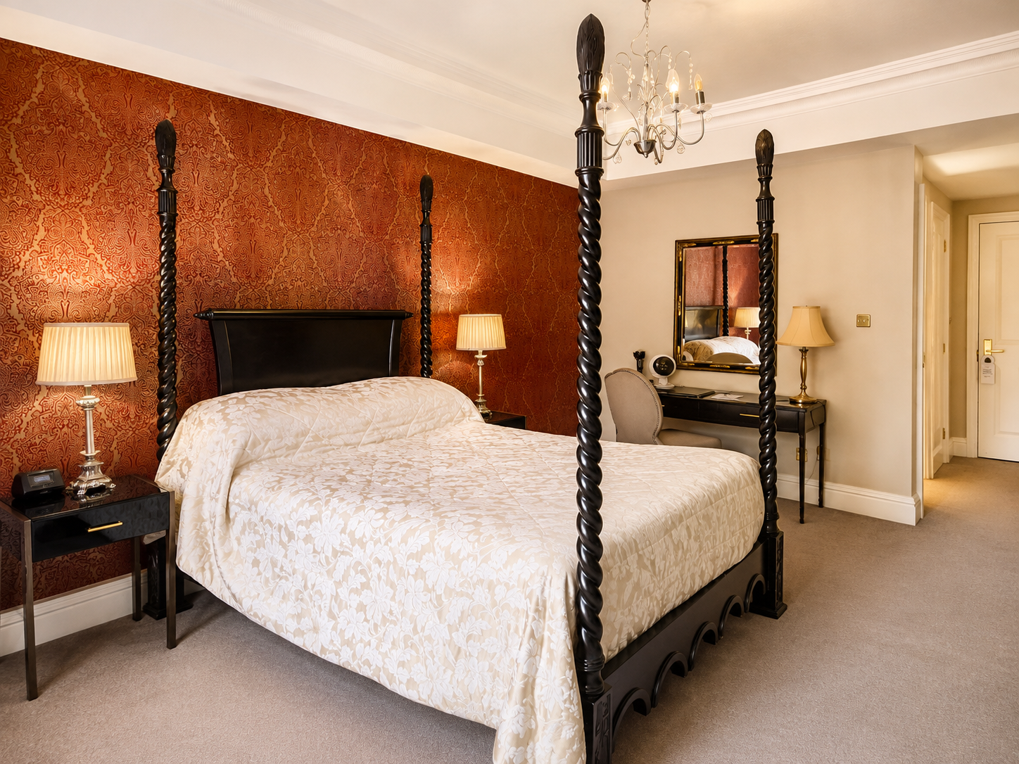 Four Poster Bedrooms